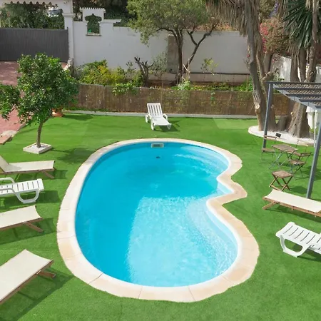 Costa Apartahotel