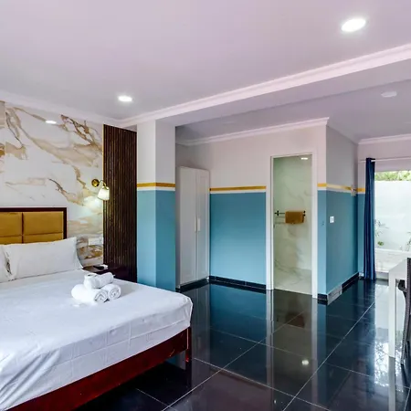 Costa Apartahotel *