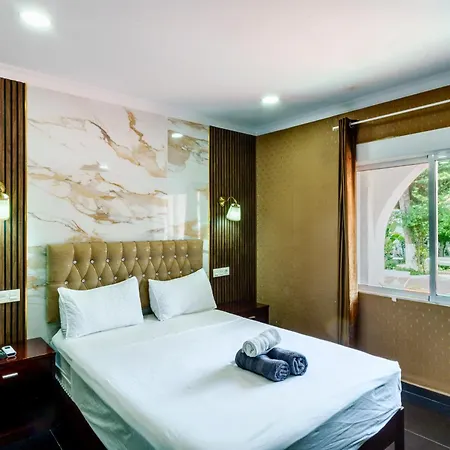 Apartahotel Costa *